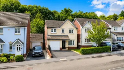 Clos Y Wern, Hendy, Pontarddulais, Swansea, West Glamorgan SA4
