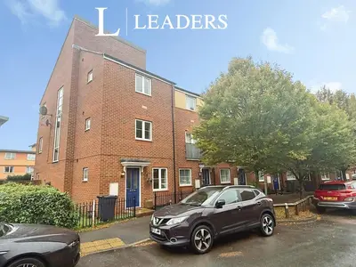 Longhorn Avenue, Gloucester, GL1