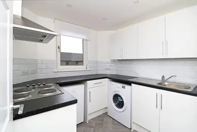 Clepington Road, Dundee, DD3 7UE