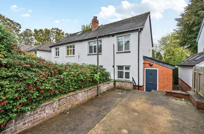 Buckingham Drive, Headingley, LS6