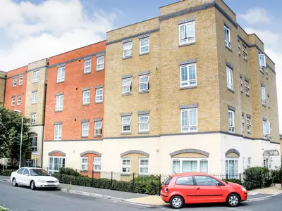 Holyhead Mews, Cippenham