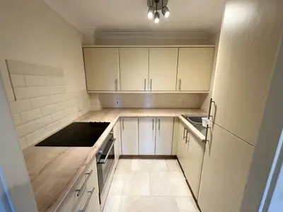 Retirement Property, Lincoln Gate, PE1
