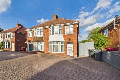 Rydal Avenue, Tilehurst, RG30