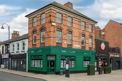 Devonshire Square, Loughborough, LE11