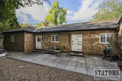Dancers Lane, Bentley Heath, Hertfordshire, EN5 4RX