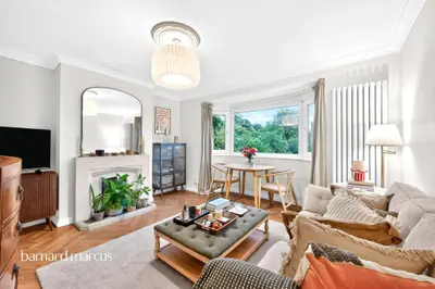 South Bank, Surbiton, KT6