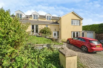 The Glen, Saundersfoot, SA69