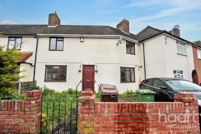 Halbutt Street, Dagenham, RM9