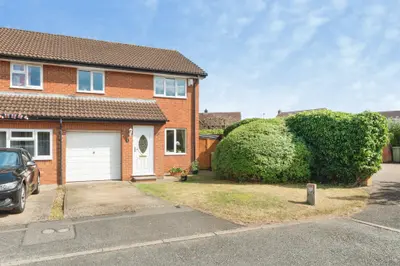 Friary Gardens, Newport Pagnell, MK16