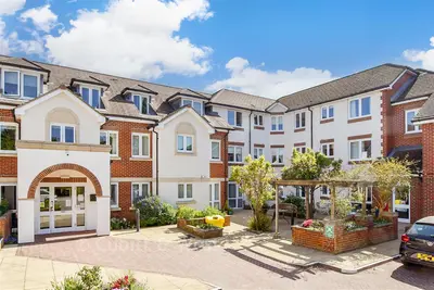 Kings Road, Horsham, RH13