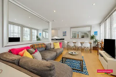 Barclay Road, Fulham, London, SW6