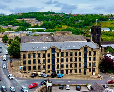 Alfred Street East, Halifax, HX1