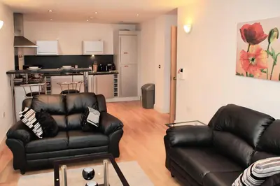 Ellesmere Street, Castlefield, M15
