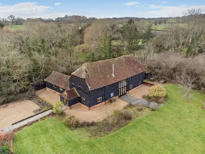 Tismans Common, Rudgwick, Horsham, West Sussex, RH12 3BL