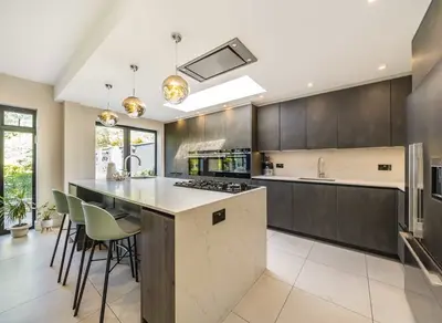 Hendon Lane, Finchley, N3