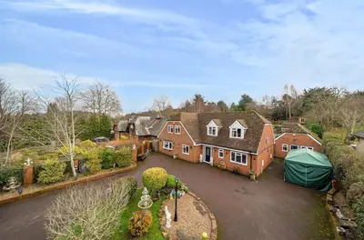 Exception Home & Detached Annex, Addington