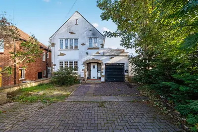 Towers Way, Meanwood, LS6