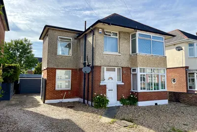 Ensbury Avenue, Bournemouth, BH10 4HF