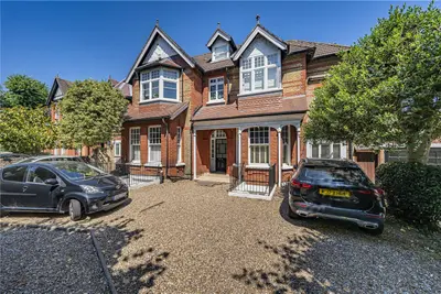 Upper Richmond Road, London, SW15