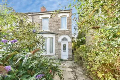 Swindon Road, Wroughton, SN4