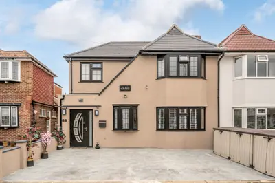 22 Kneller Road, New Malden