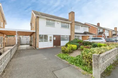 Dorset Avenue, Wigston, LE18