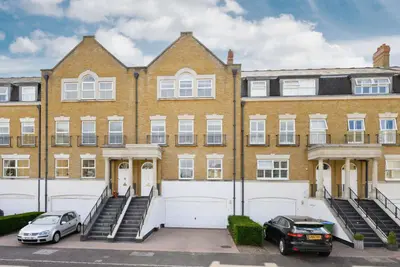 Clearwater Place, Surbiton, United Kingdom, KT6 4ET