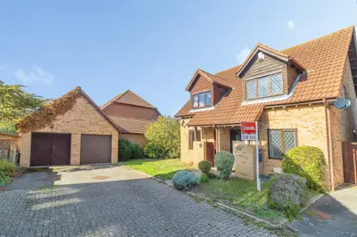 Isaacson Drive, Wavendon Gate, MK7