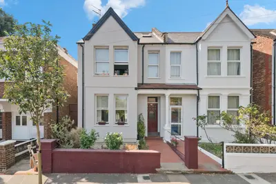 Julian Avenue, Acton, W3 9JF