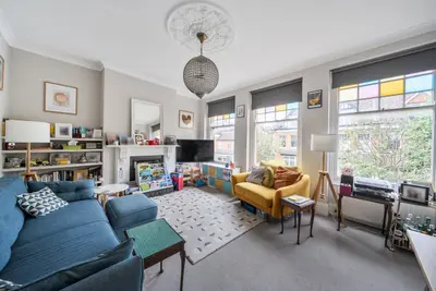 Nelson Road, London, N8