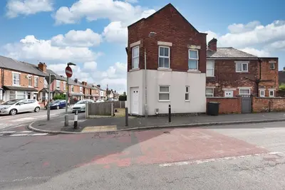Standhill Road, Carlton