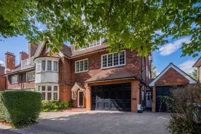 Wadham Gardens, Primrose Hill, London, NW3 3DN