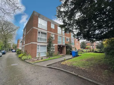 Wardle Road, Sale, M33