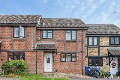 Morley Close, Yateley, GU46