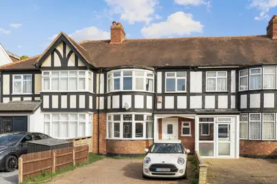 Springfield Avenue, Raynes Park, SW20