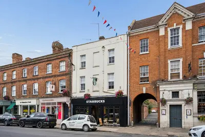 High Street, Marlow SL7 1AH