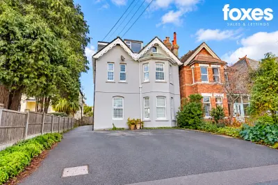 Parkwood Road, Bournemouth, BH5
