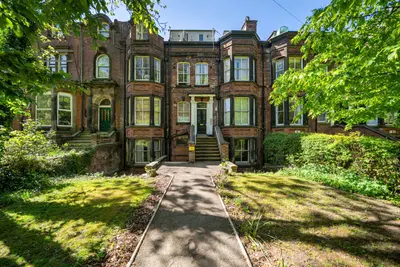 Moorland Road, Hyde Park, LS6