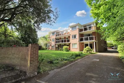 Grove Road, Bournemouth, BH1