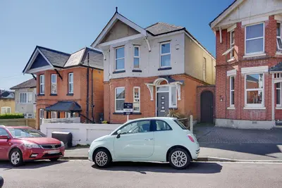 Acland Road, Bournemouth, BH9 1JQ