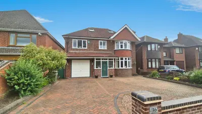 Chester Road North, Brownhills, WS8