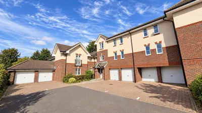 Station Road, Netley Abbey, SO31