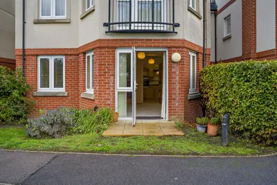 Avenue Road, Lymington, SO41