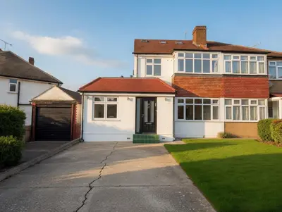 Wyre Grove, Edgware, HA8, Edgware