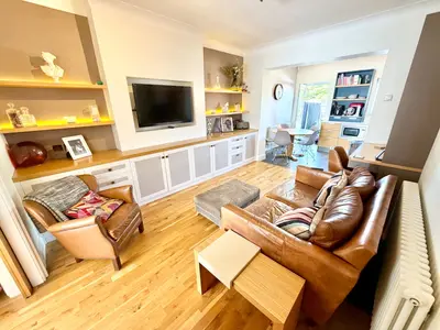 Colin Close, Colindale, London, NW9 6RT