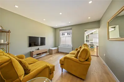 Sandycombe Road, Kew, TW9