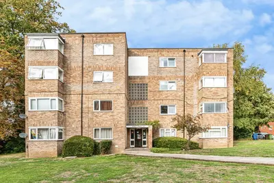 Frescade Crescent, Basingstoke, RG21