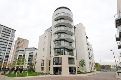 Pump House Crescent, Brentford, TW8
