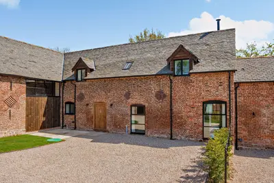 The Shippon, Knockin, Oswestry, Shropshire, SY10 8HN