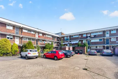 Chelmsford Road, South Woodford, E18